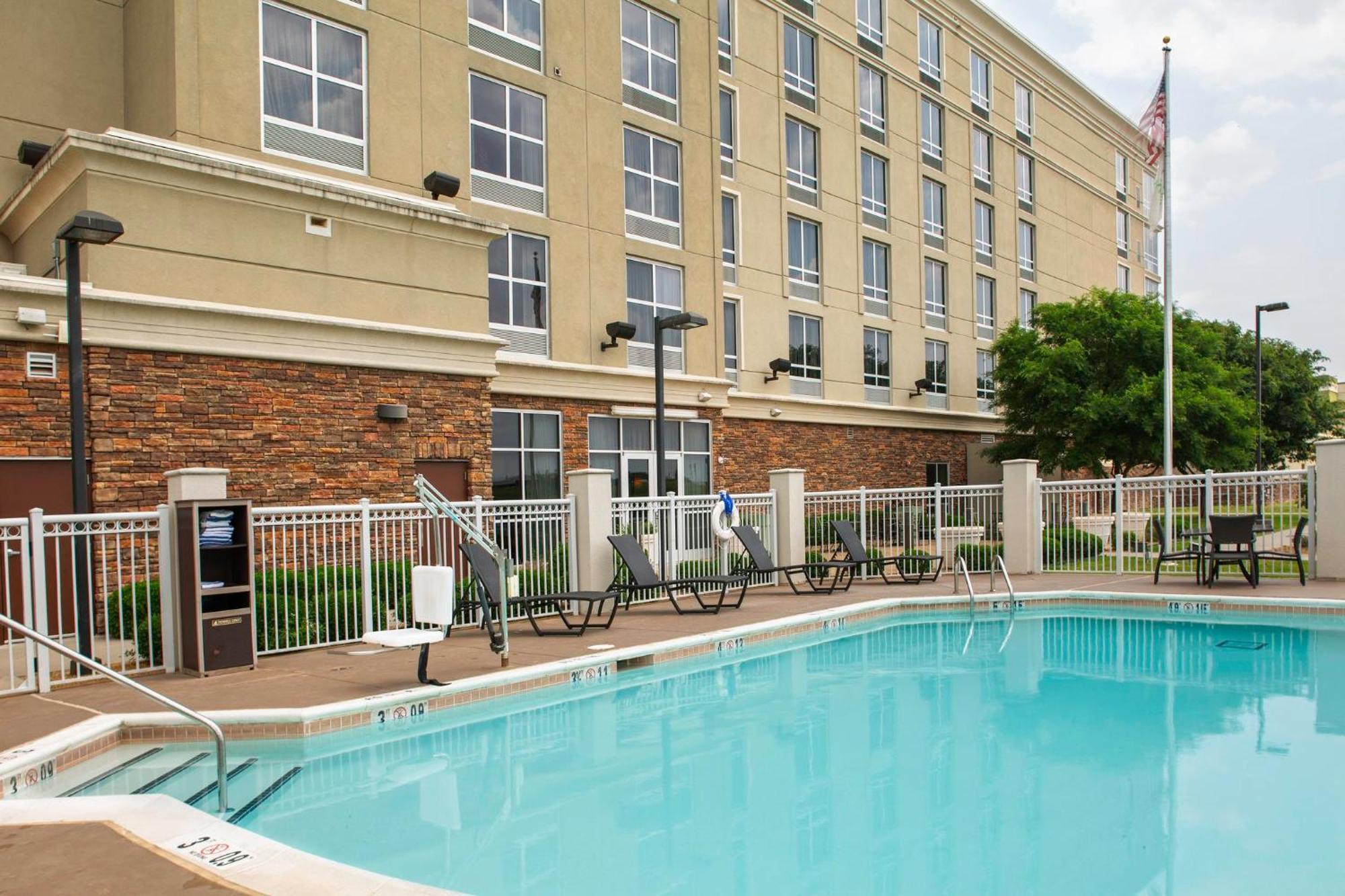 Holiday Inn Ardmore By Ihg Dış mekan fotoğraf